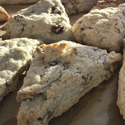Maple pecan scones (8)