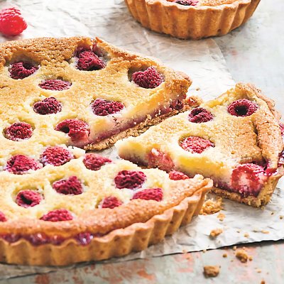 Raspberry Amour Tart 12"