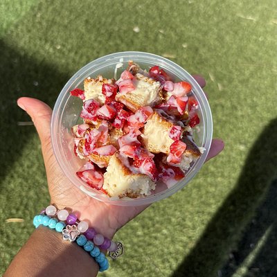 Churro Cheesecake Bites
