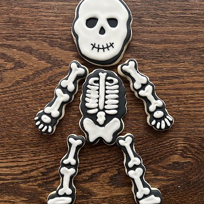 Build-Your-Own Skeleton Cookie Set