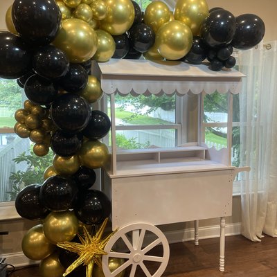 Cookie Cart With Ballon Arch
