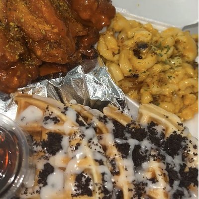 (5) WINGS W WAFFLES W (1) SIDE 