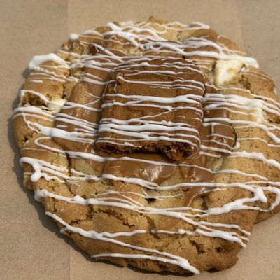Biscoff Cookie With white chocolate 