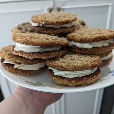 Oatmeal Cream Pies