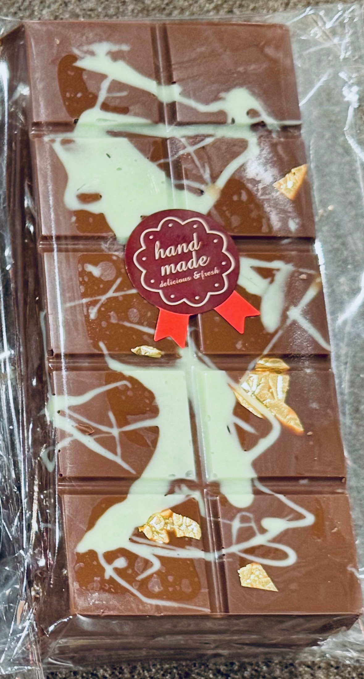 Medium Dubai (Milk Chocolate)