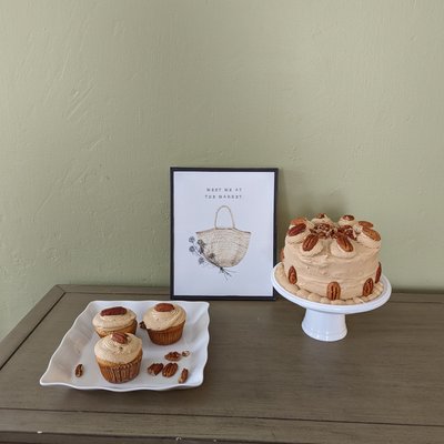 Maple Pecan Cake 