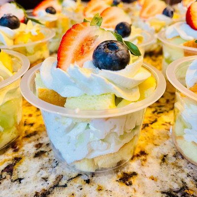 Cake Cup (8 Oz)