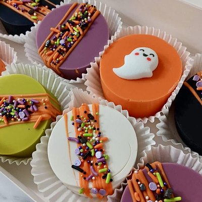 Cake Pucks