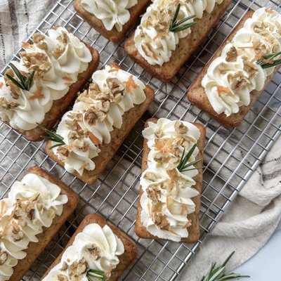 Mini Carrot Cake Loaf 