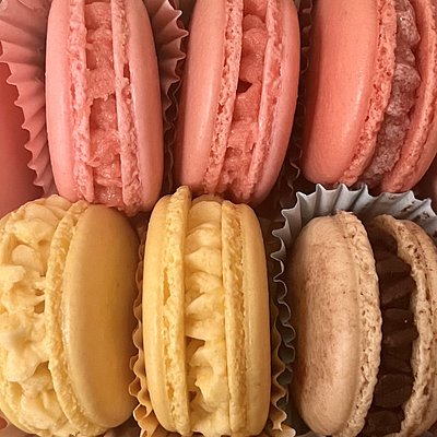 Box Of 8 macarons