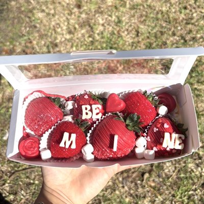 6 Custom Berries