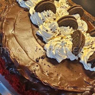 8" Red Velvet Cookies & Cream Cheesecake 