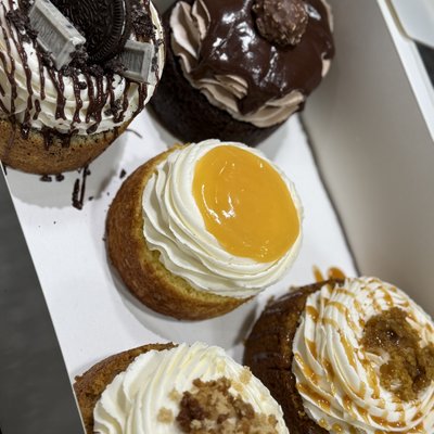 Cake Tasting Box $10/flavor