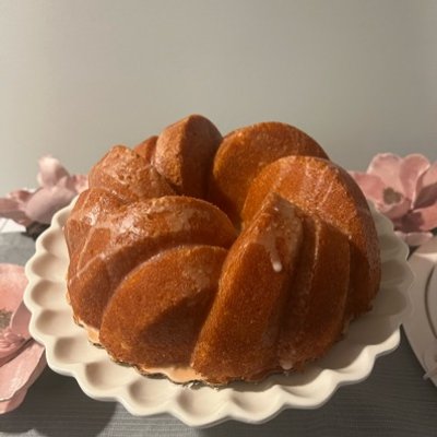 Vintage Apricot Nectar Bundt Cake 