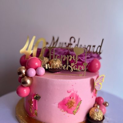 8 Inch Round By 4 inch High. Buttercream 2 Layer