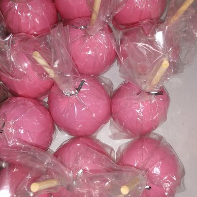  Candy Apples