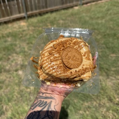 Biscoff Cinnamon Rolls