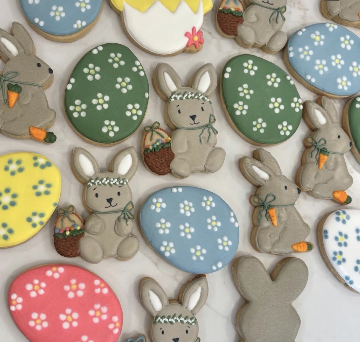 Butter Vanilla Sugar Cookies With Royal Icing