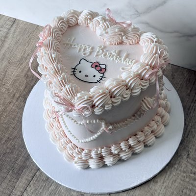 Vintage Heart Cake