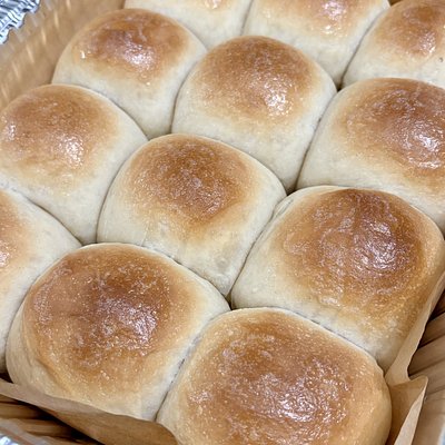 Sourdough Dinner Rolls - 12 count