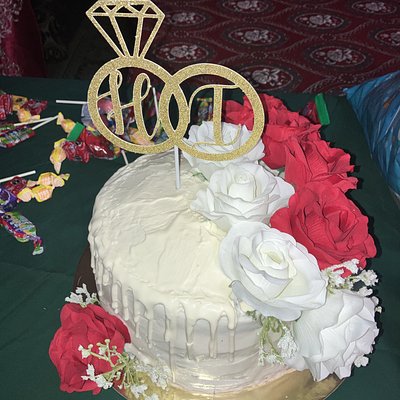 Engagement Cake 