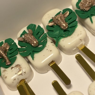 Cakesicles 