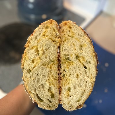 Cheddar Jalapeno Round Loaf