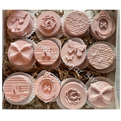 Chocolate Covered Oreos