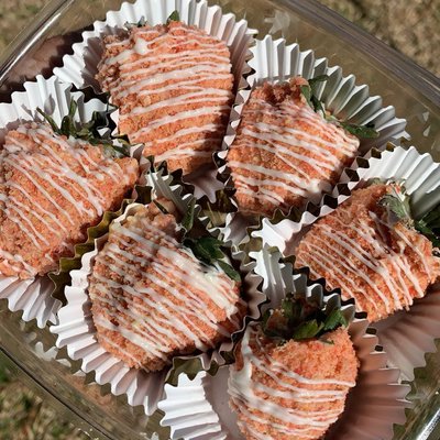 Strawberry Crunch Berries Dozen