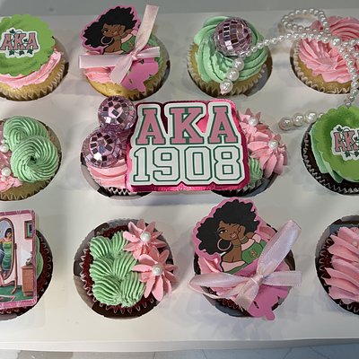 Customized Cupcakes 