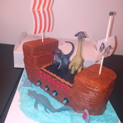 Custom Cakes 