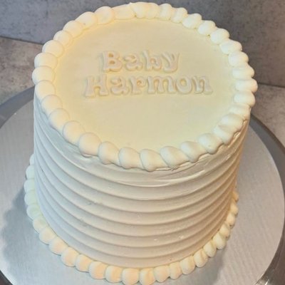 Mini Gender Reveal Cake-Round 