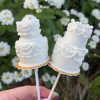Wedding Cake Cakepops