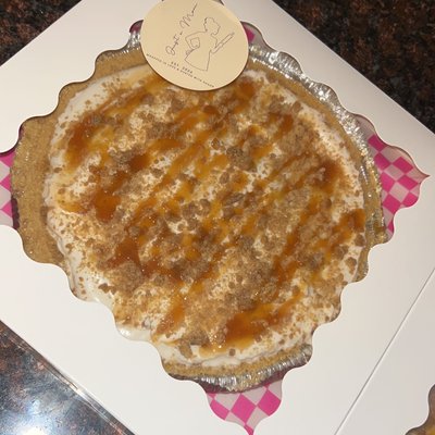 Salted Caramel Peaches & Cream Chilled Pie