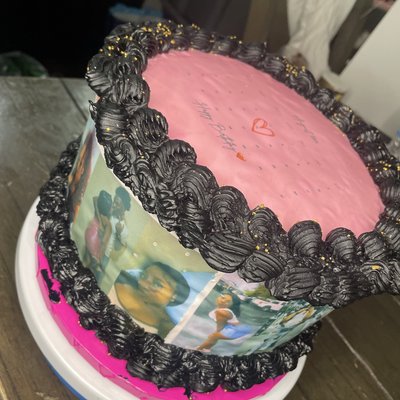 Custom Cakes