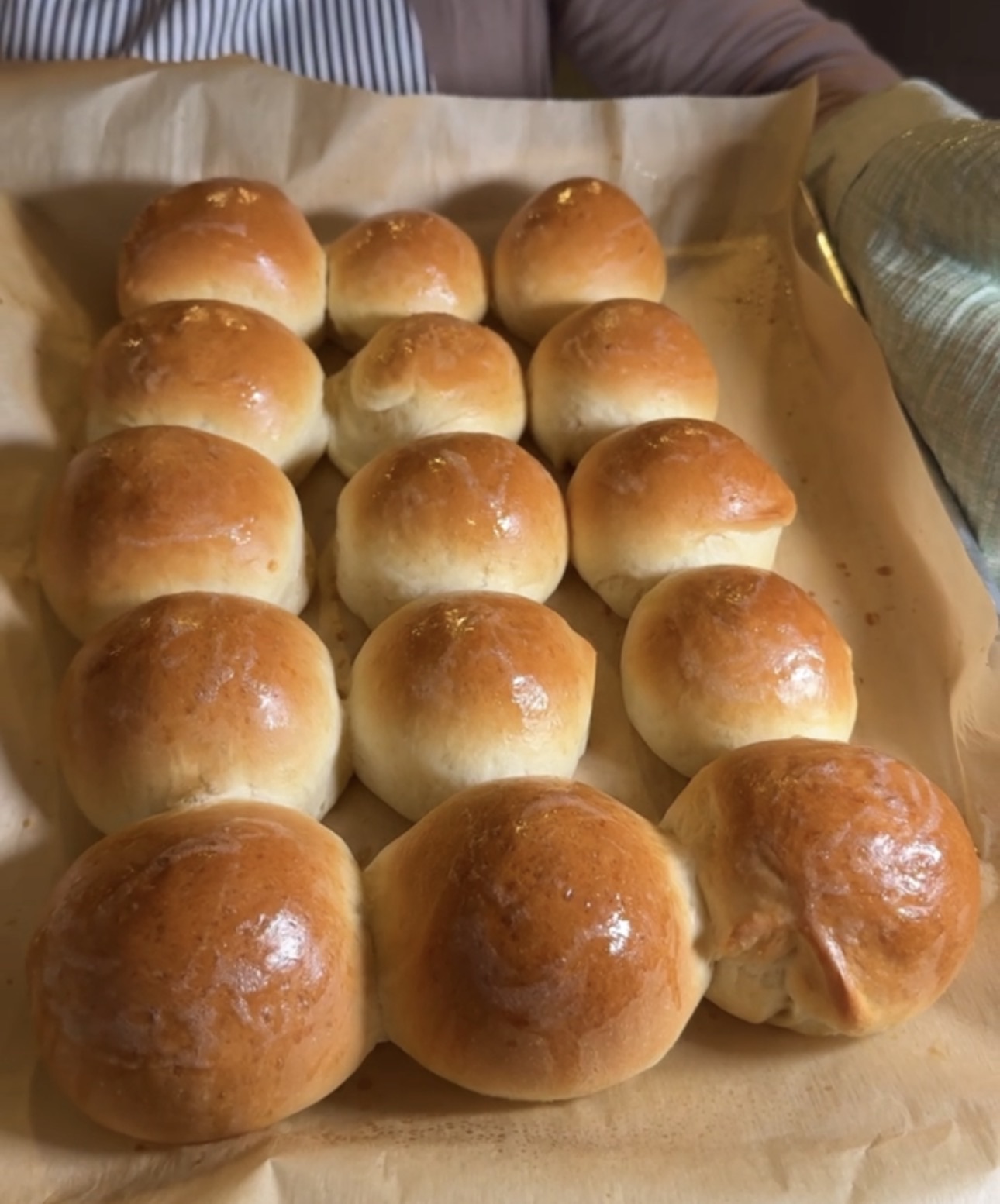 Brioche Rolls (8)