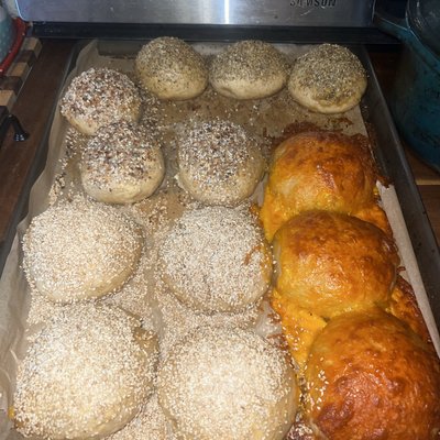 Bagels (6)-please List Flavors In Comments( Cheddar, Sesame, Everything, Poppyseed, Cinnamon Raisin) 
