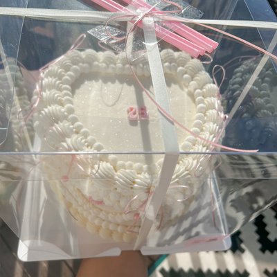 8” Heart Cake (2 Layers) 