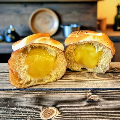 Lemon Meringue Paczki