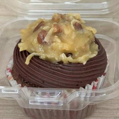 German Chocolate Cupcakes 