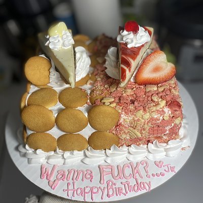 1/2 & 1/2 Crunch Cake 