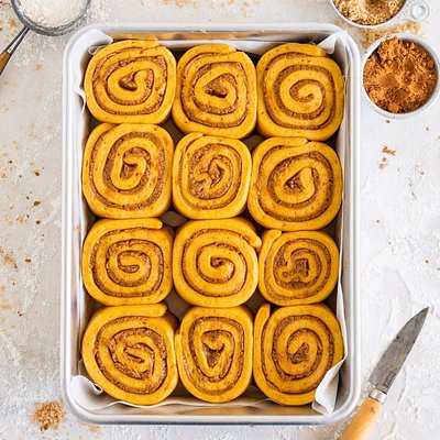 Sourdough Pumpkin Cinnamon Rolls (12) 