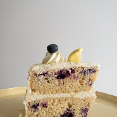 Lemon Blueberry Cake 