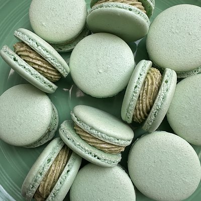 Pistachio Macaron (6)