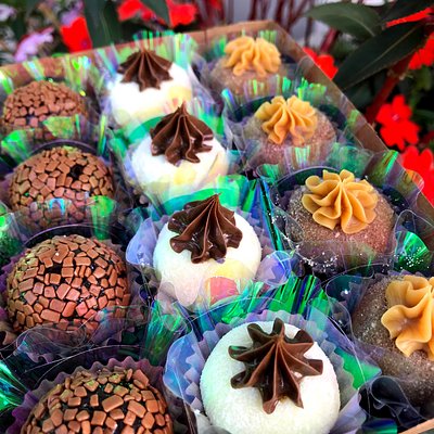 Brigadeiros (Brazilian Truffle)