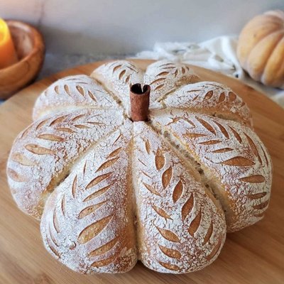 🎃 Pumpkin Shaped Sourdough 