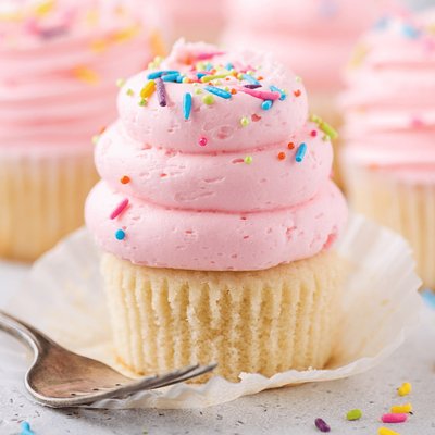 Simple Dozen Filled Cupcakes