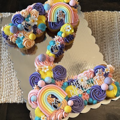 Cupcake Number/letter Cake 