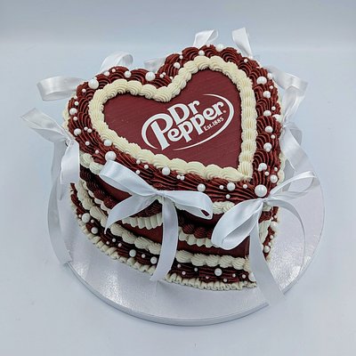 8" 2 Layer Heart Serves 20 - 24