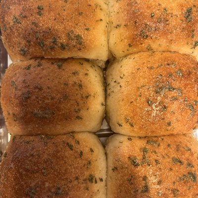 Garlic & Herb Dinner Rolls